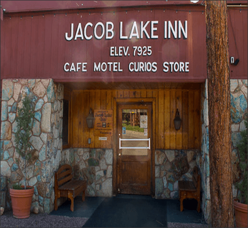 Jacob Lake Inn office with cafe, motel, and store